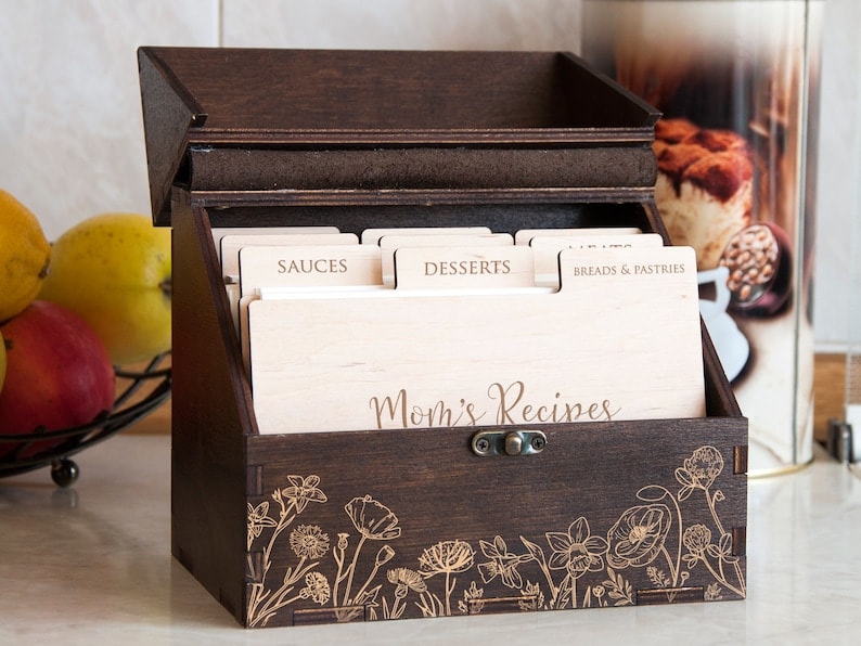 Personalized Recipe Box with Wooden Dividers Gift for Mom