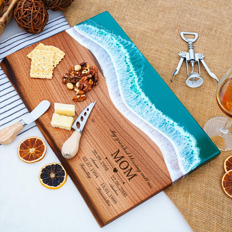 Custom Resin Epoxy Cutting Board