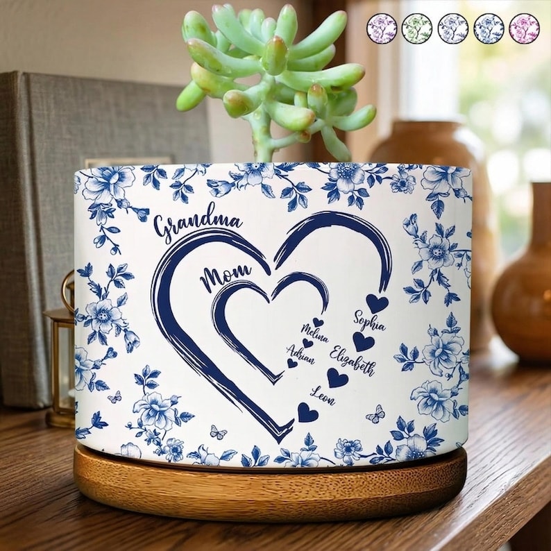 Personalized Mom And Grandma Heart Plant Pot